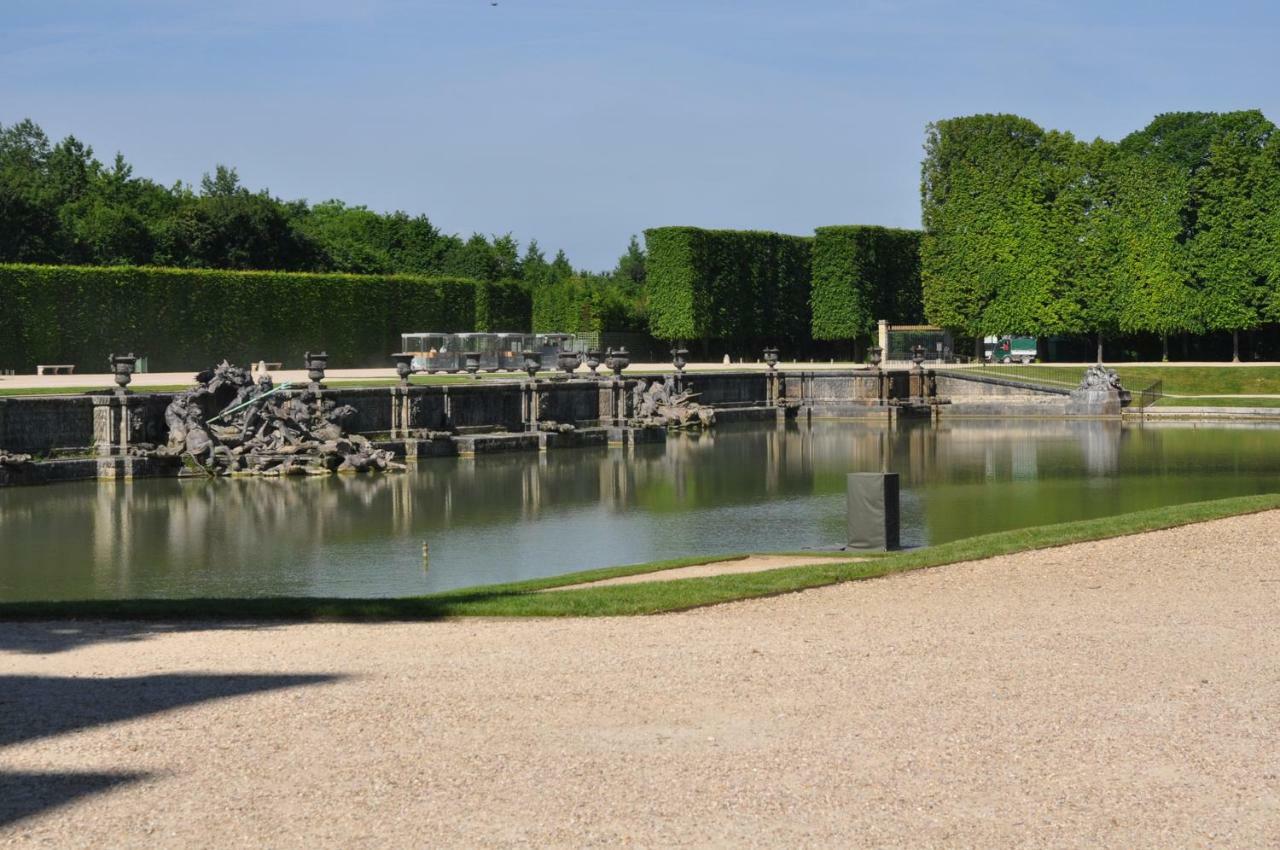 Le Petit Neptune Apartamento Versalhes